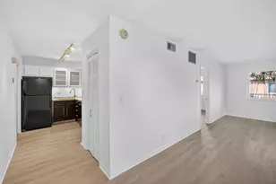 119 NE 19th Ct, Wilton Manors, FL 33305 - Photo 8