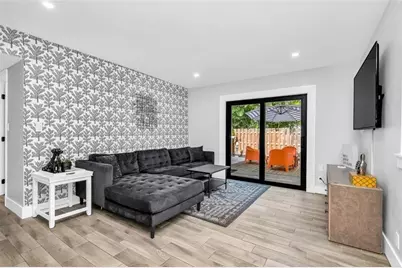 740 NE 17th Ave, Fort Lauderdale, FL 33304 - Photo 12