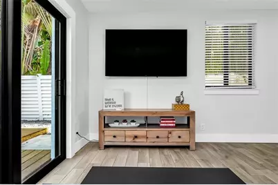 740 NE 17th Ave, Fort Lauderdale, FL 33304 - Photo 14