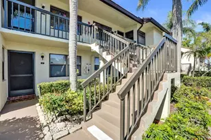 7673 Tahiti Ln, Lake Worth, FL 33467 - Photo 4