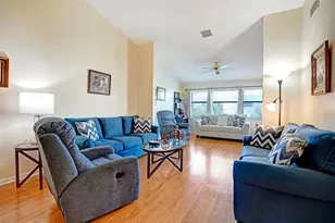 7673 Tahiti Ln, Lake Worth, FL 33467 - Photo 24