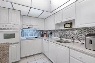 4250 Galt Ocean Dr, Fort Lauderdale, FL 33308 - Photo 18