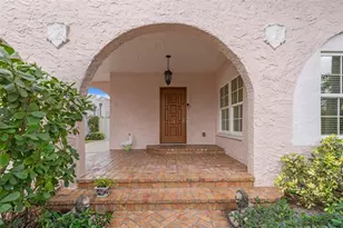 229 Fordham Dr, Lake Worth Beach, FL 33460 - Photo 2