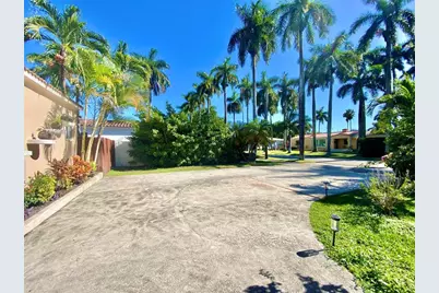 949  Van Buren St, Hollywood, FL 33019 - Photo 2