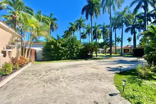 949 Van Buren St, Hollywood, FL 33019 - Photo 2