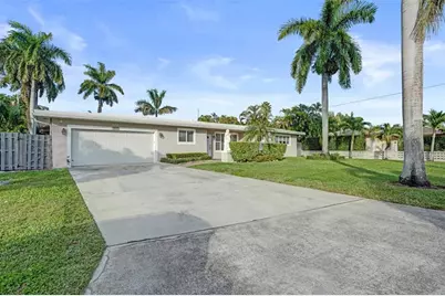 1011 SE 10th Court, Deerfield Beach, FL 33441 - Photo 6