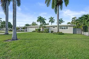 1011 SE 10th Ct, Deerfield Beach, FL 33441 - Photo 40