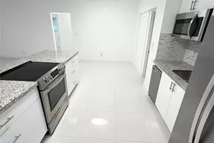 5719 NW 86th Ave, Tamarac, FL 33321 - Photo 4