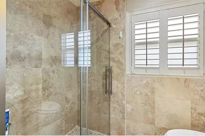 16686  Golfview Dr, Weston, FL 33326 - Photo 26