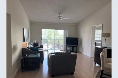 2021 SE 10th Ave, Unit #219, Fort Lauderdale, FL 33316 - Photo 8