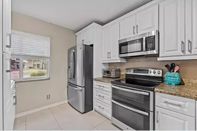 20815 NW 2nd St, Unit #20815, Pembroke Pines, FL 33029 - Photo 4