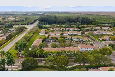 20815 NW 2nd St, Unit #20815, Pembroke Pines, FL 33029 - Photo 36