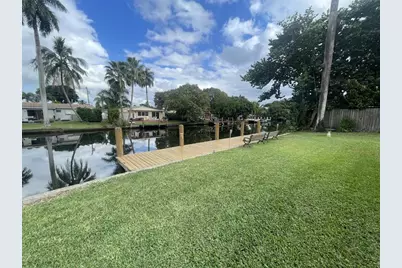 2705  Scott St, Hollywood, FL 33020 - Photo 2