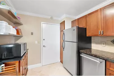 1900 S Ocean Blvd, Unit #7S, Lauderdale by the Sea, FL 33062 - Photo 6