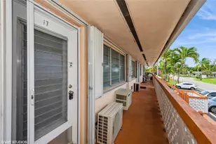 800 SW 11th Ave, Hallandale Beach, FL 33009 - Photo 18