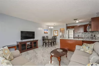 800 SW 11th Ave, Unit #17, Hallandale Beach, FL 33009 - Photo 8