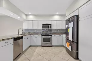 2125 NE 56th Ct, Fort Lauderdale, FL 33308 - Photo 10