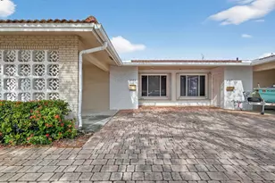 2125 NE 56th Ct, Fort Lauderdale, FL 33308 - Photo 2