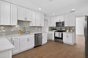 16780 Harbor Ct, Weston, FL 33326 - Photo 10