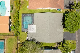 9910 NW 53rd Ct, Coral Springs, FL 33076 - Photo 52