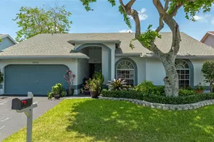 9910 NW 53rd Ct, Coral Springs, FL 33076 - Photo 36