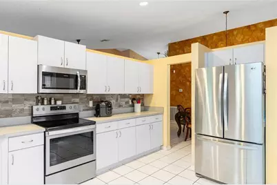 9910 NW 53rd Ct, Coral Springs, FL 33076 - Photo 16