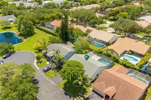 9910 NW 53rd Ct, Coral Springs, FL 33076 - Photo 60