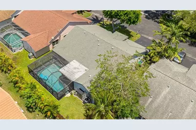 9910 NW 53rd Ct, Coral Springs, FL 33076 - Photo 46