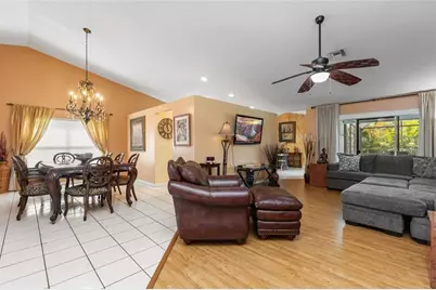 9910 NW 53rd Ct, Coral Springs, FL 33076 - Photo 12