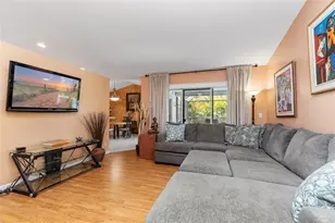 9910 NW 53rd Ct, Coral Springs, FL 33076 - Photo 6