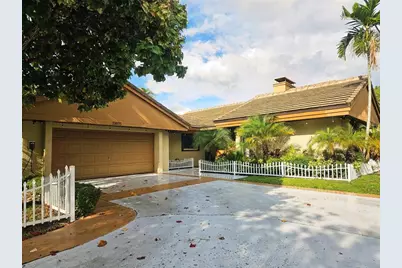 19975 NE 10th Place Way, Miami, FL 33179 - Photo 1