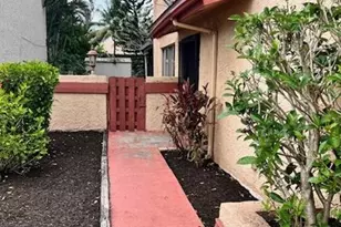 8331 SW 39th Ct, Davie, FL 33328 - Photo 36