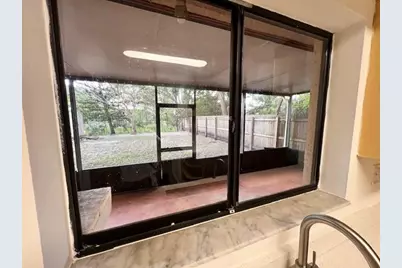 8331 SW 39th Ct, Davie, FL 33328 - Photo 12