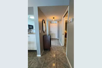 6207  Coral Lake Dr, Unit #107, Pompano Beach, FL 33063 - Photo 8