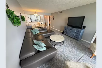 6207  Coral Lake Dr, Unit #107, Pompano Beach, FL 33063 - Photo 10