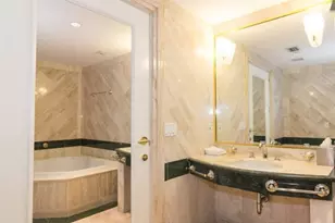 101 Ocean Dr, Miami Beach, FL 33139 - Photo 10