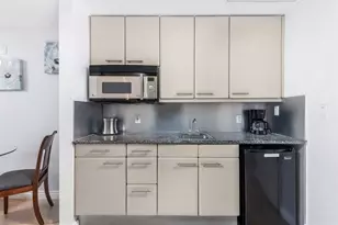 101 Ocean Dr, Miami Beach, FL 33139 - Photo 8