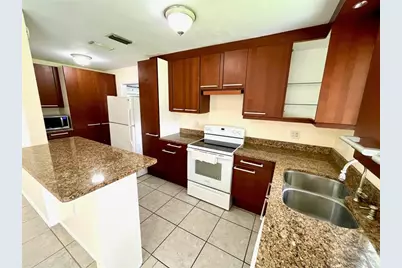 1411 NW 79th Way, Pembroke Pines, FL 33024 - Photo 4