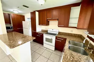 1411 NW 79th Way, Pembroke Pines, FL 33024 - Photo 4