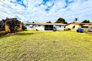 1411 NW 79th Way, Pembroke Pines, FL 33024 - Photo 16