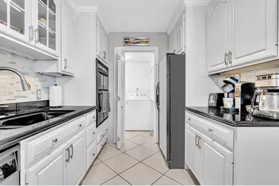 9050 Jacaranda Lane #3, Plantation, FL 33324 - Photo 14