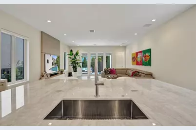 904  Ponce De Leon Dr, Fort Lauderdale, FL 33316 - Photo 14