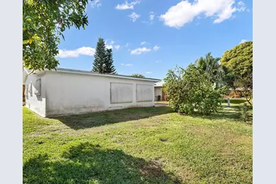 4929 NW 53rd St, Tamarac, FL 33319 - Photo 22