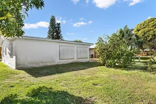 4929 NW 53rd St, Tamarac, FL 33319 - Photo 22