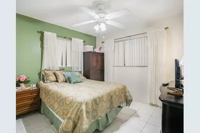 4929 NW 53rd St, Tamarac, FL 33319 - Photo 6