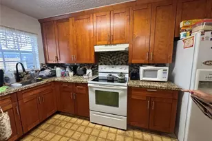 6353 SW 22nd St, Miramar, FL 33023 - Photo 12