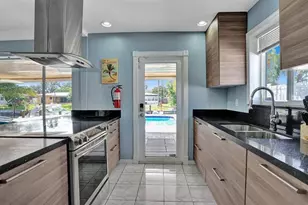 1701 SW 22nd Ave, Fort Lauderdale, FL 33312 - Photo 40