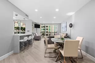 347 N New River Dr E, Fort Lauderdale, FL 33301 - Photo 4