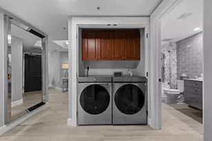 347 N New River Dr E, Fort Lauderdale, FL 33301 - Photo 22