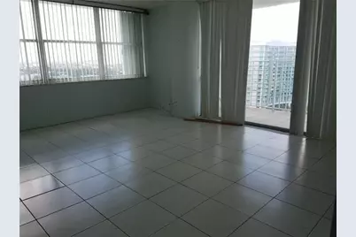 111  Briny Ave, Unit #2011, Pompano Beach, FL 33062 - Photo 2